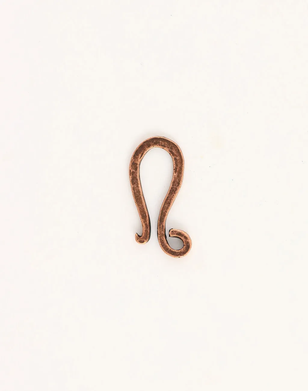 Hammered Hook, 27x12mm, (1pc)