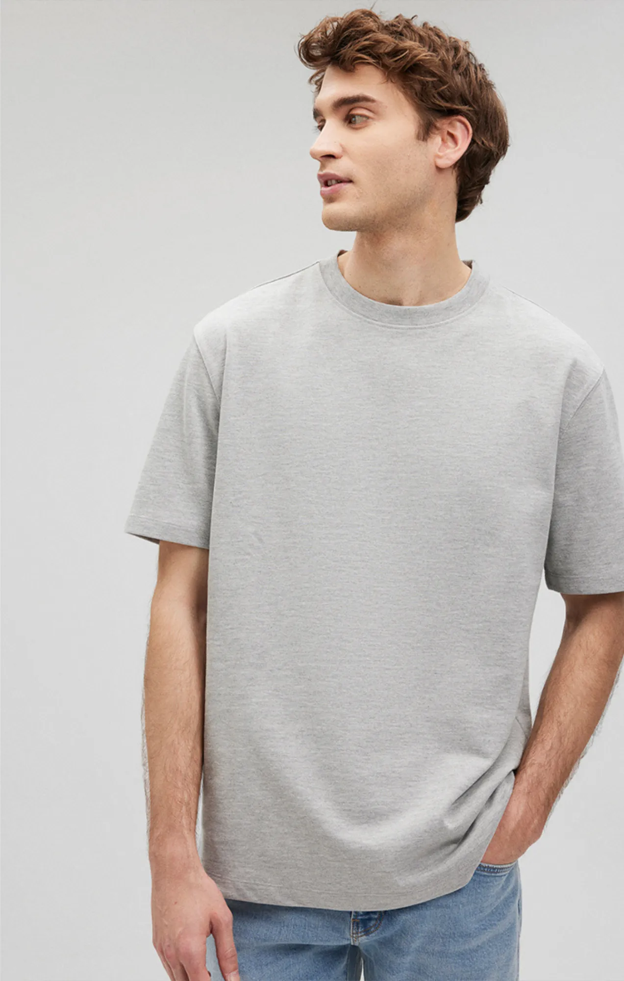 HEAVY WEIGHT T-SHIRT IN GREY MELANGE