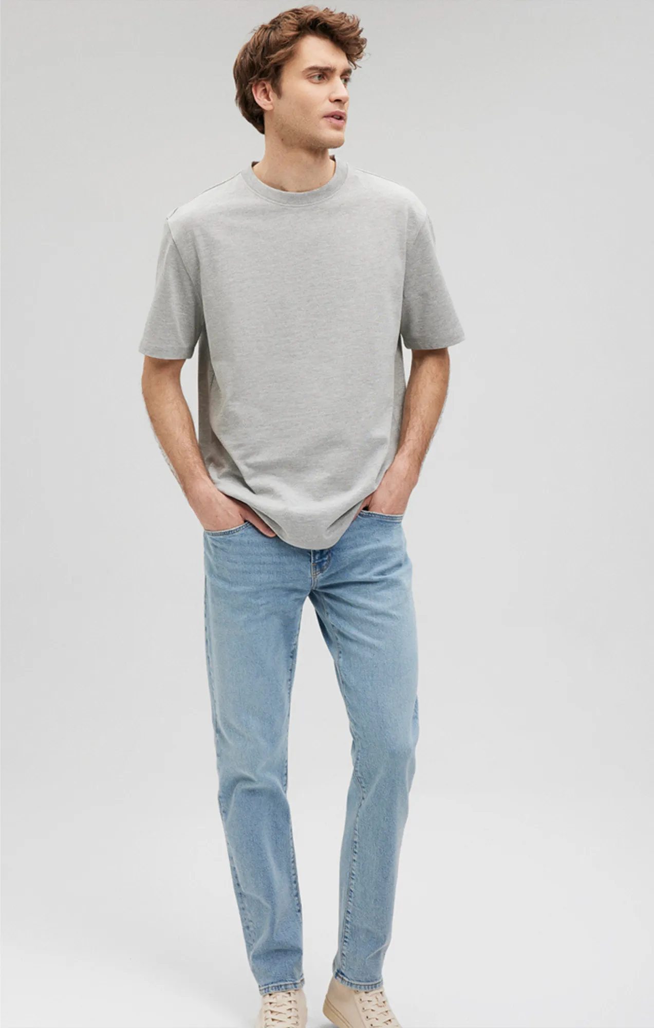 HEAVY WEIGHT T-SHIRT IN GREY MELANGE